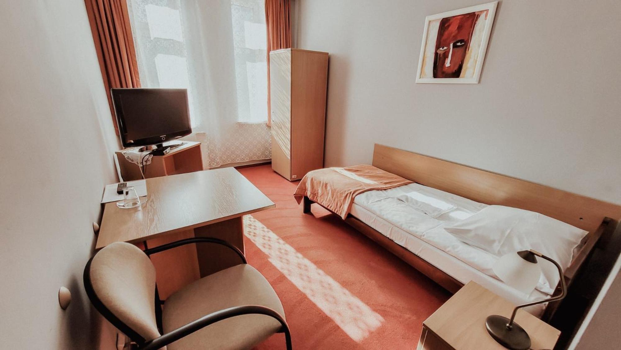 Hotel Marco Będzin Екстериор снимка