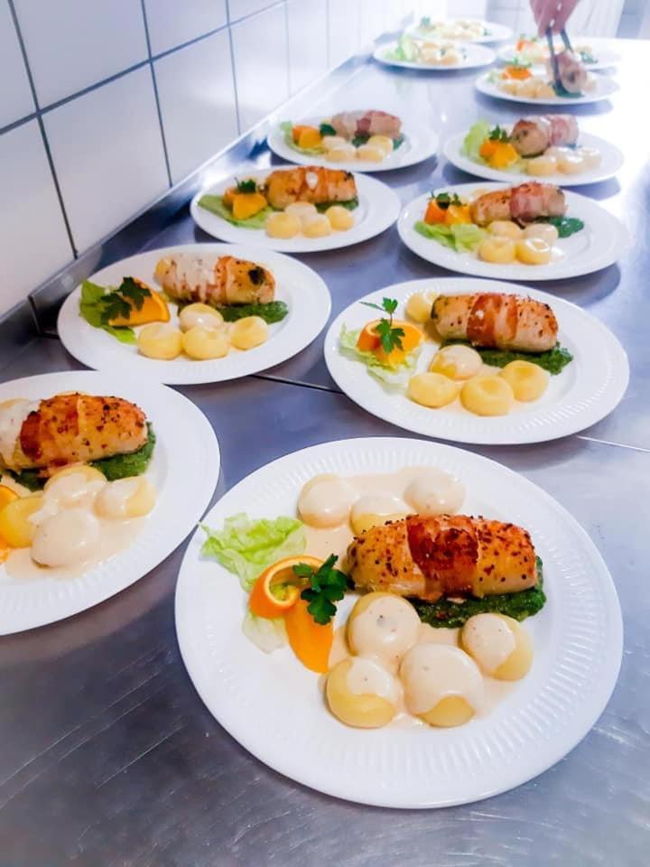 Hotel Marco Będzin Екстериор снимка