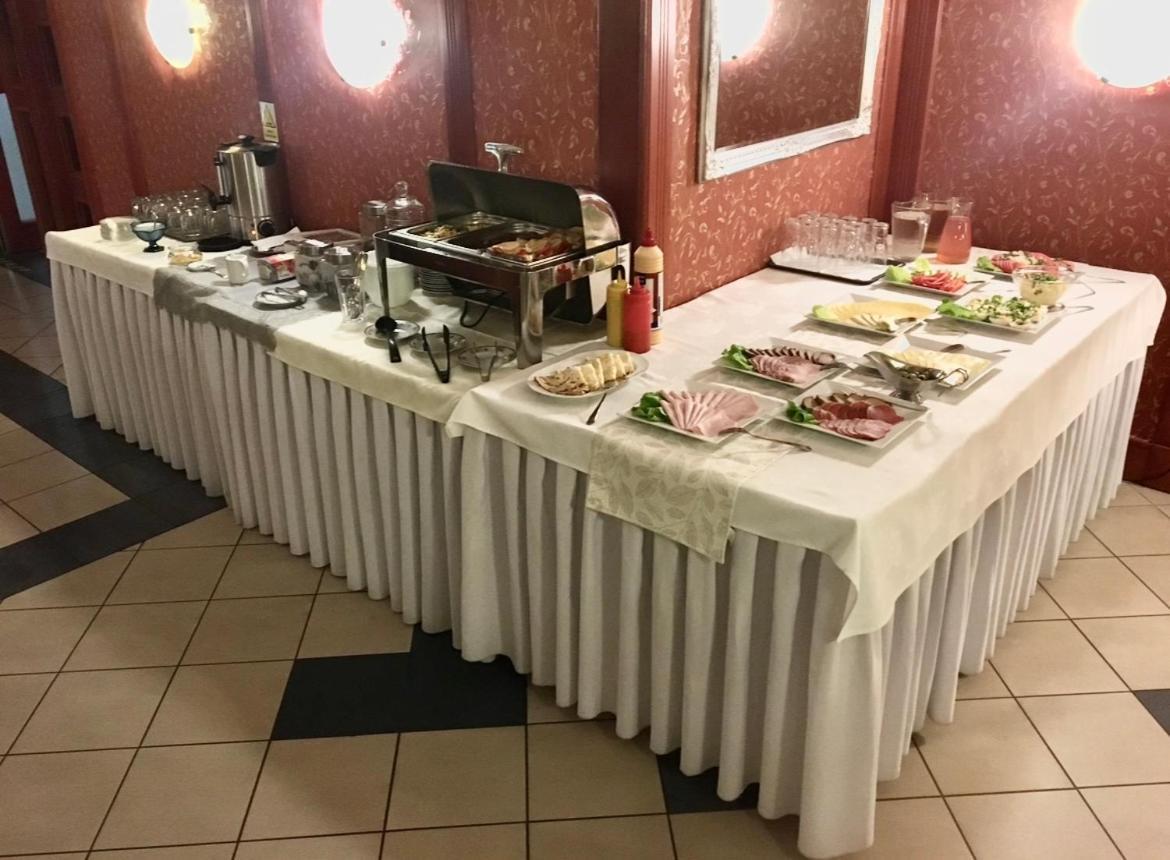Hotel Marco Będzin Екстериор снимка